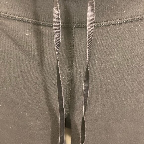 LULULEMON Sz 8 Cropped Straight Drawstring Pocket Pants - Picture 2 of 5